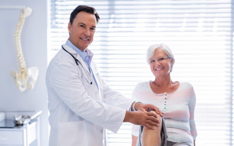 Understanding the Pros and Cons of Knee Replacement in Appleton, WI