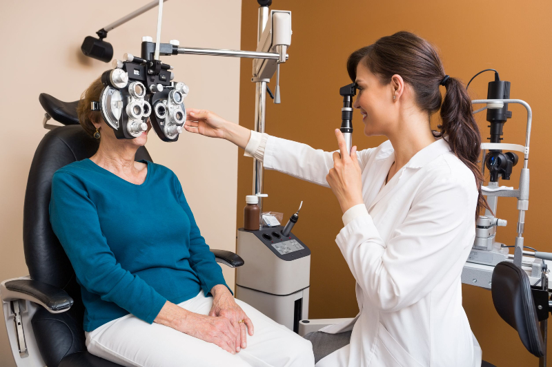 Protect Your Vision with an Optometrist in St. Petersburg, FL